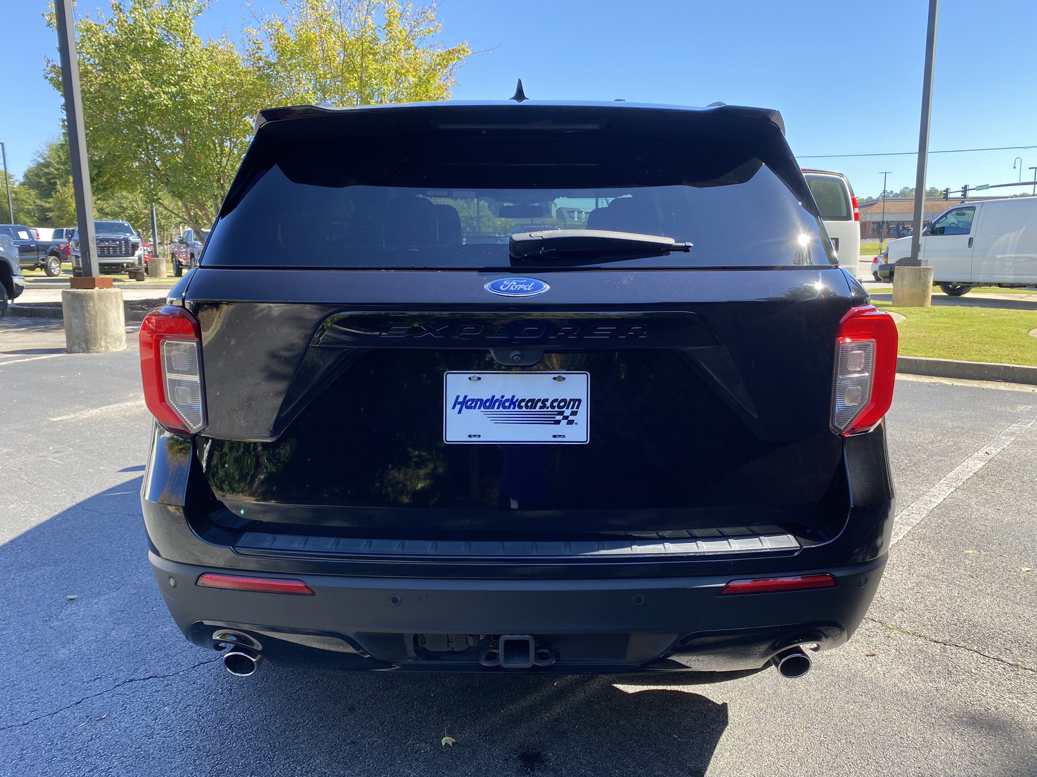 Used 2024 Ford Explorer ST-Line w/ Class IV Trailer Tow Package RWD image 8