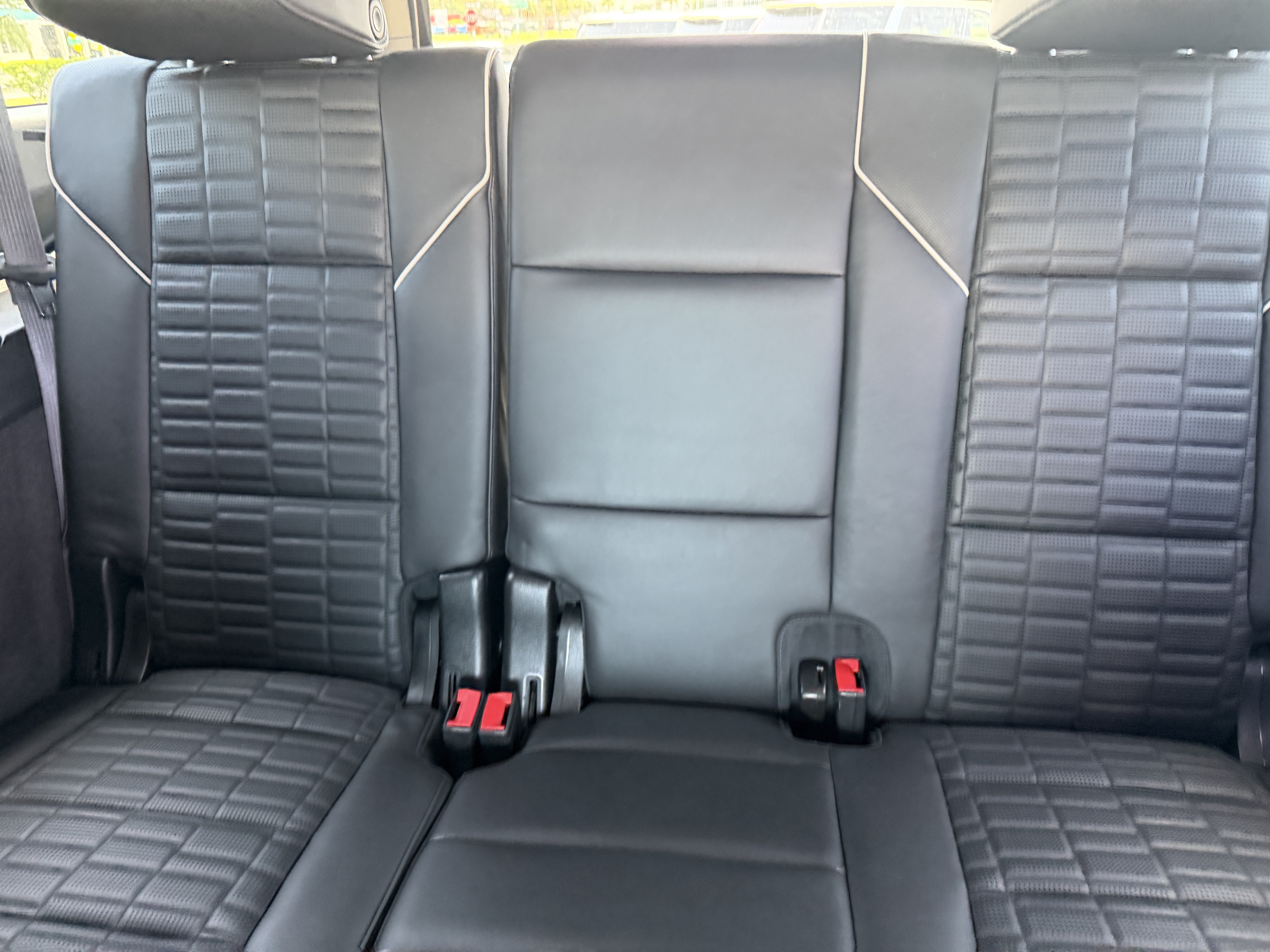 Certified 2024 Cadillac Escalade ESV Sport Platinum w/ LPO, ONYX Package AWD/4WD image 17