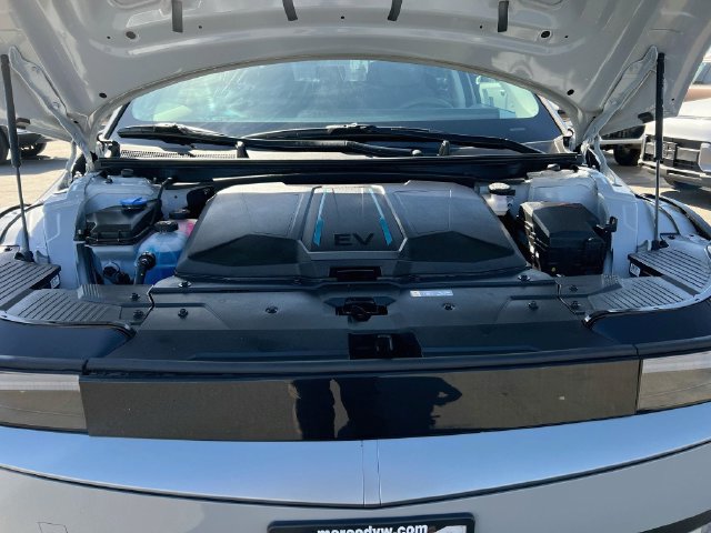 Used 2024 Hyundai Ioniq 5 SEL RWD image 29