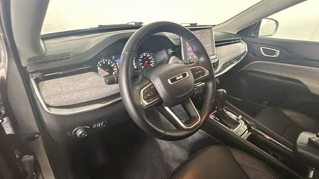 Used 2022 Jeep Compass Latitude AWD/4WD image 12