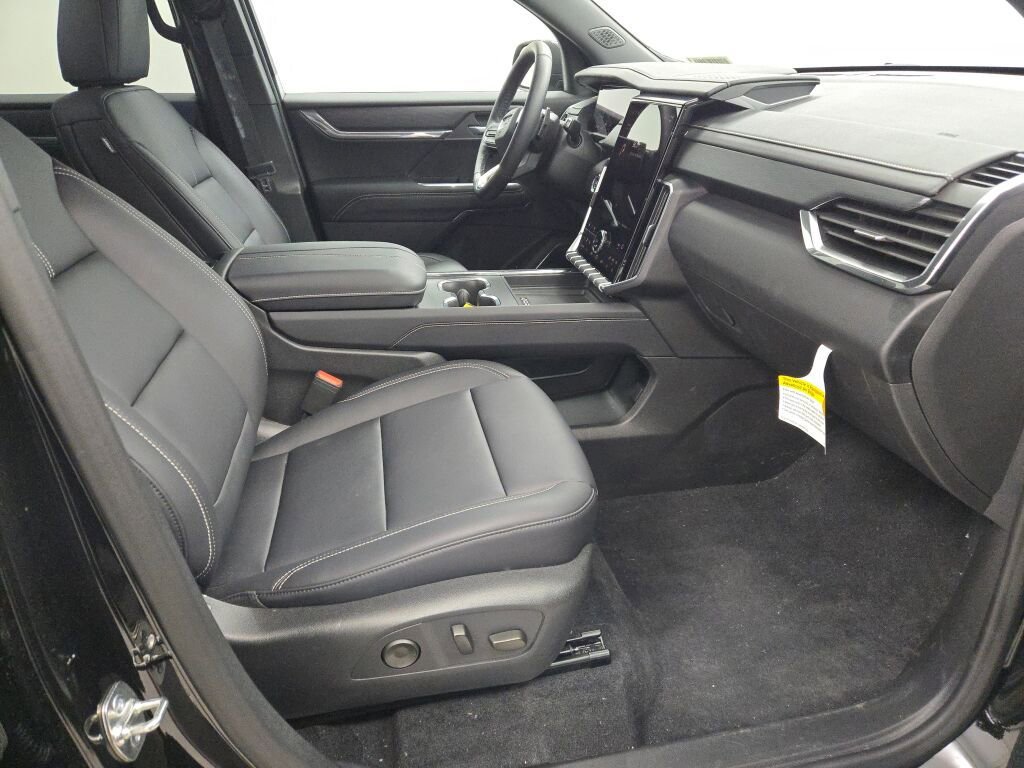 New 2026 GMC Acadia Elevation w/ Elevation Premium Package image 7