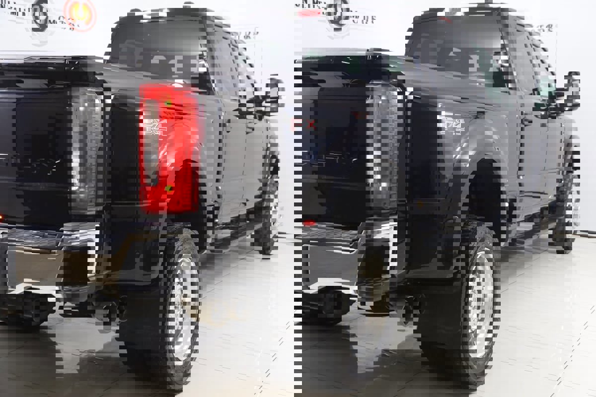 Used 2023 Ford F450 XLT w/ FX4 Off-Road Package image 41