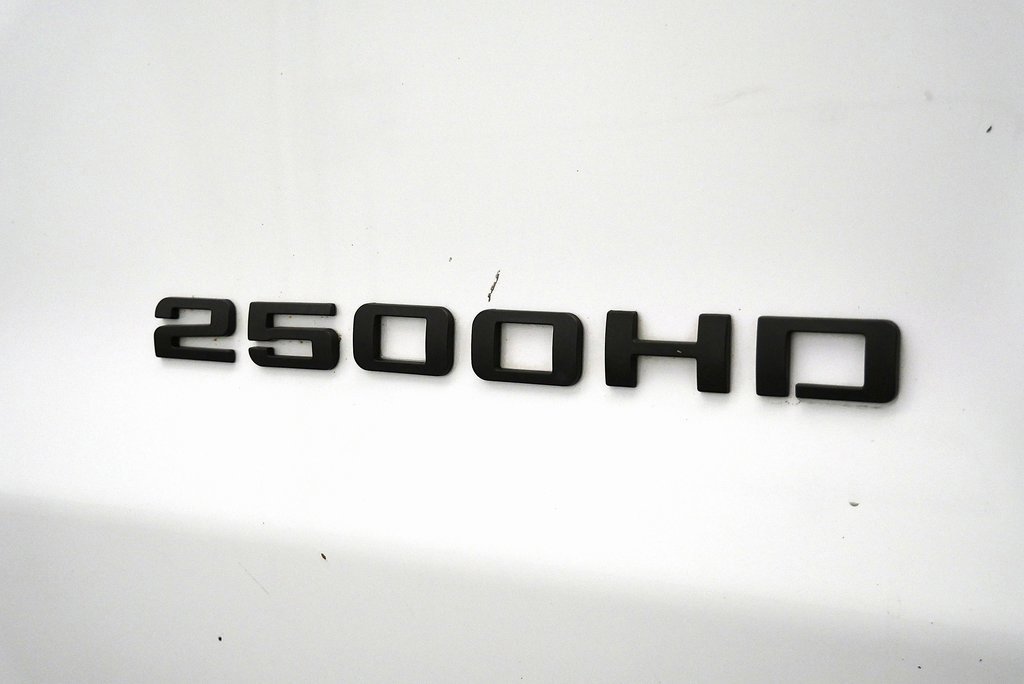 Used 2018 Chevrolet Silverado 2500 LTZ w/ Duramax Plus Package image 11