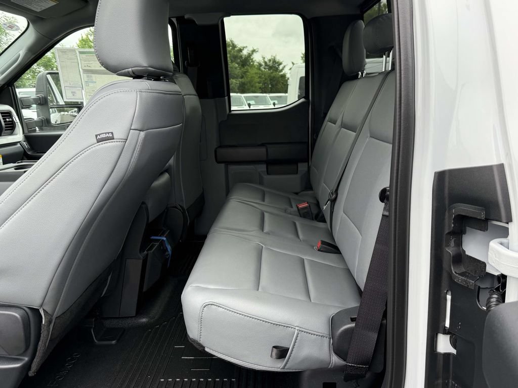 New 2026 Ford F350 XL w/ FX4 Off-Road Package AWD/4WD image 10