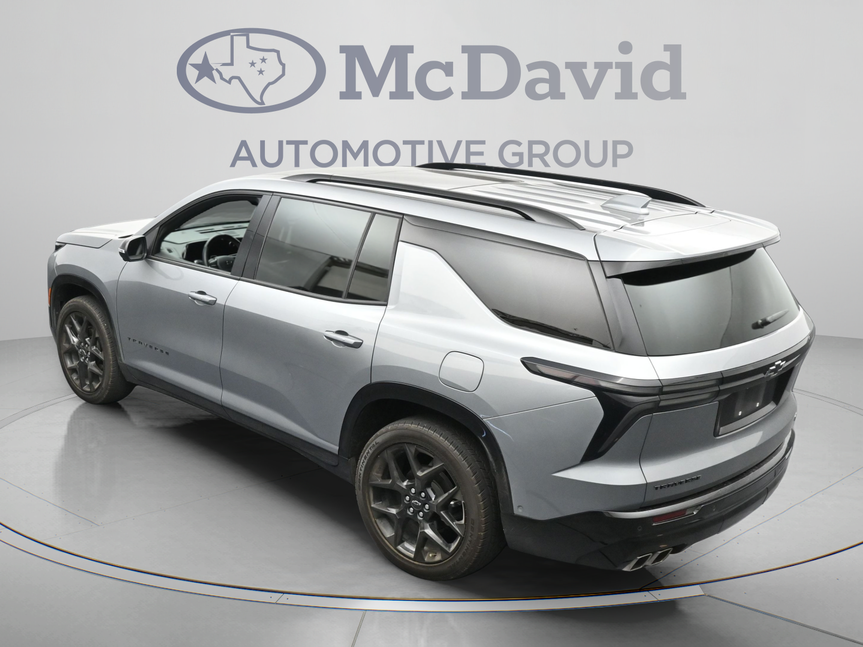 Used 2024 Chevrolet Traverse RS FWD image 38