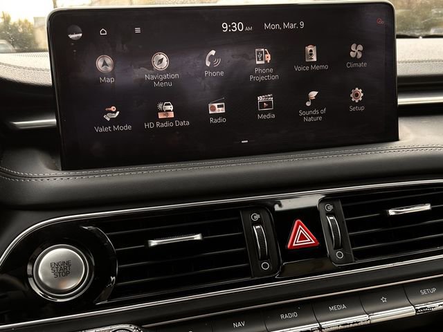 Used 2022 Genesis G70 2.0T image 18