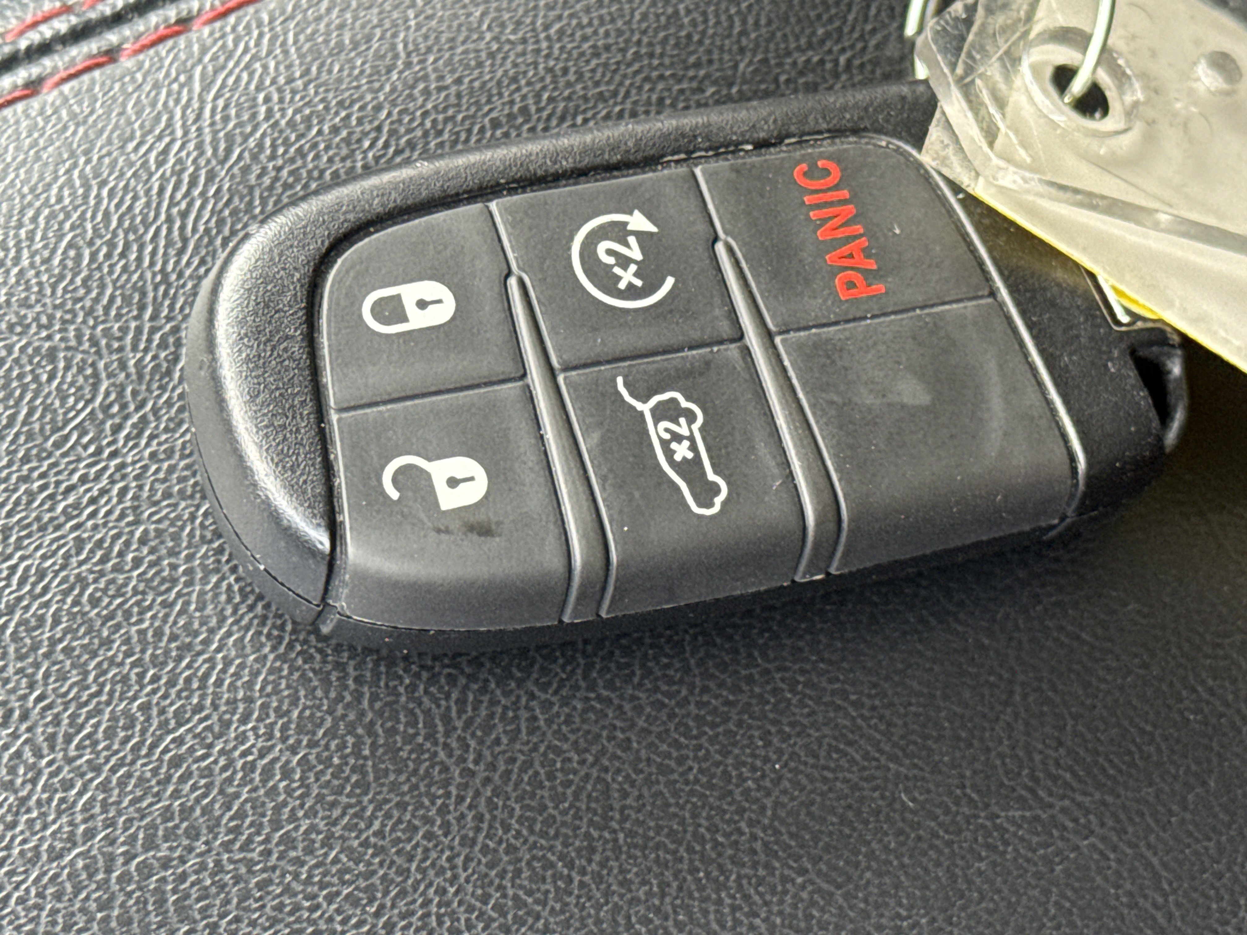 Used 2022 Jeep Compass Trailhawk w/ Trailhawk Elite Group image 35