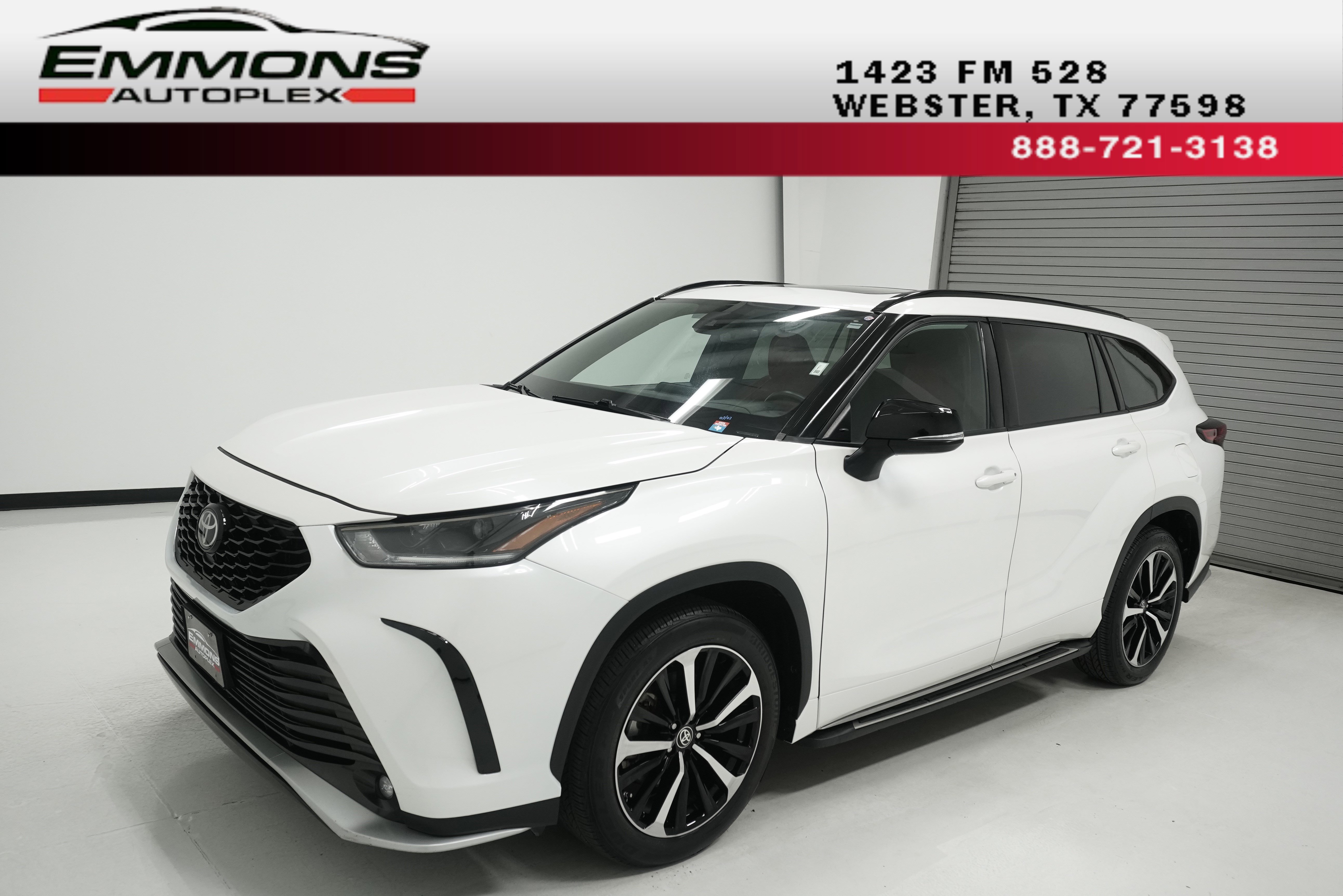 Used 2021 Toyota Highlander XSE AWD/4WD image 1