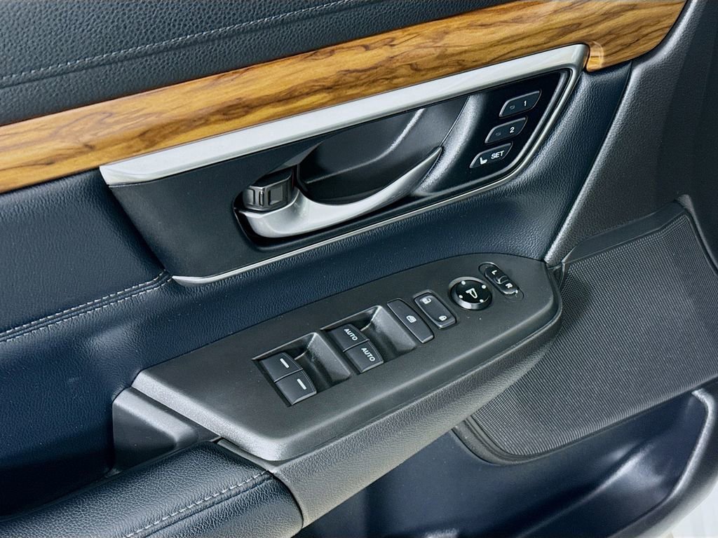 Used 2019 Honda CR-V Touring image 20