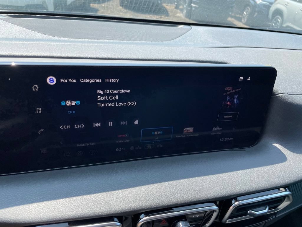 New 2026 Nissan Sentra SV w/ SV Convenience Package FWD image 12