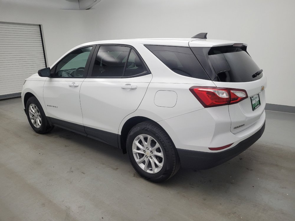 Used 2021 Chevrolet Equinox LS w/ LS Convenience Package AWD/4WD image 3