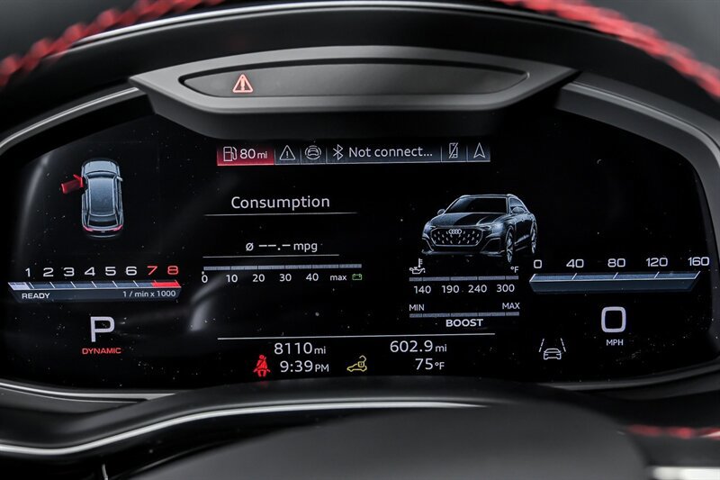 Used 2025 Audi SQ8 Prestige AWD/4WD image 23
