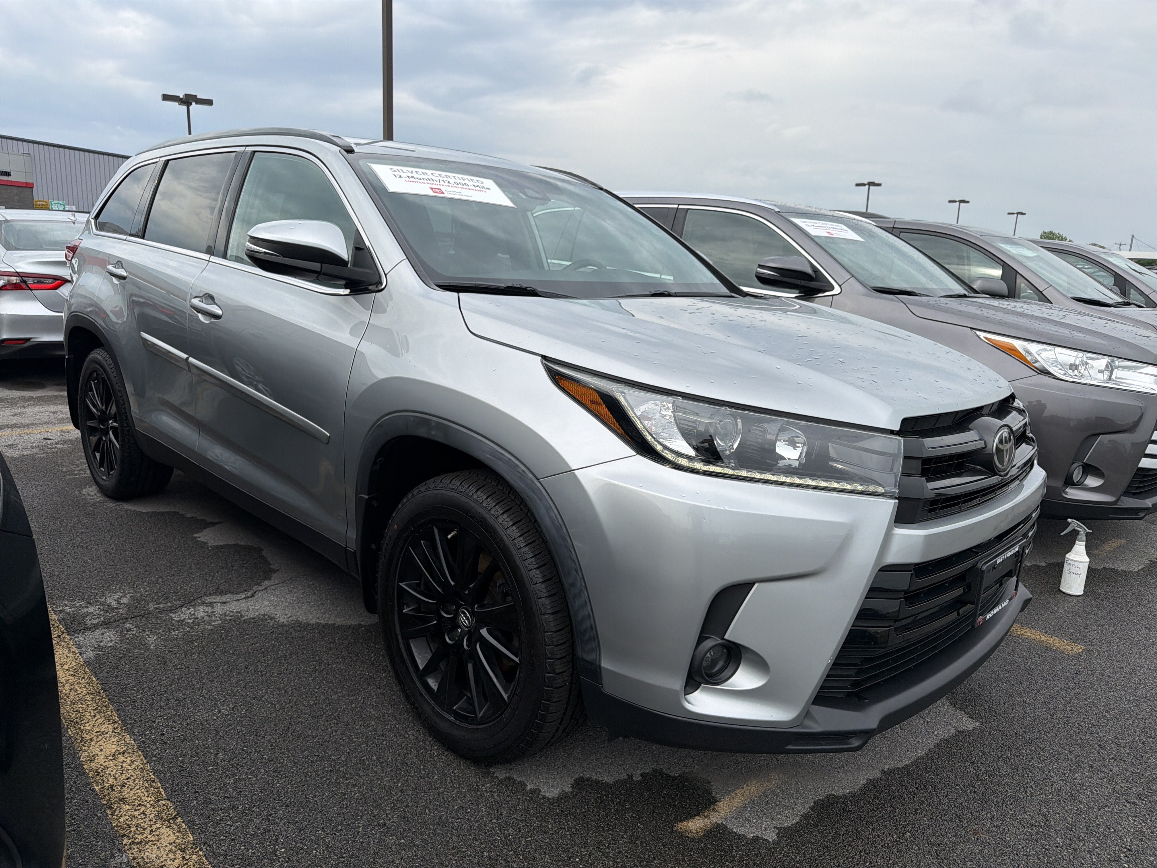 Certified 2019 Toyota Highlander SE AWD/4WD image 2