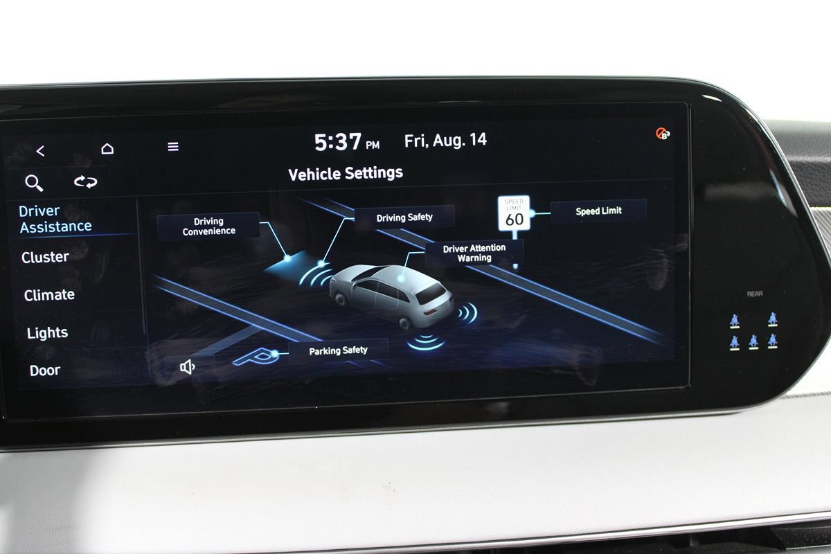 Used 2025 Hyundai Palisade SEL FWD image 25
