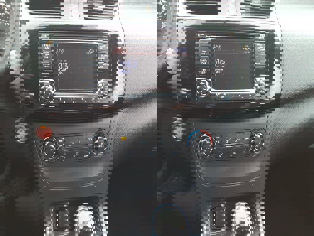 Certified 2017 Nissan Sentra SV image 13