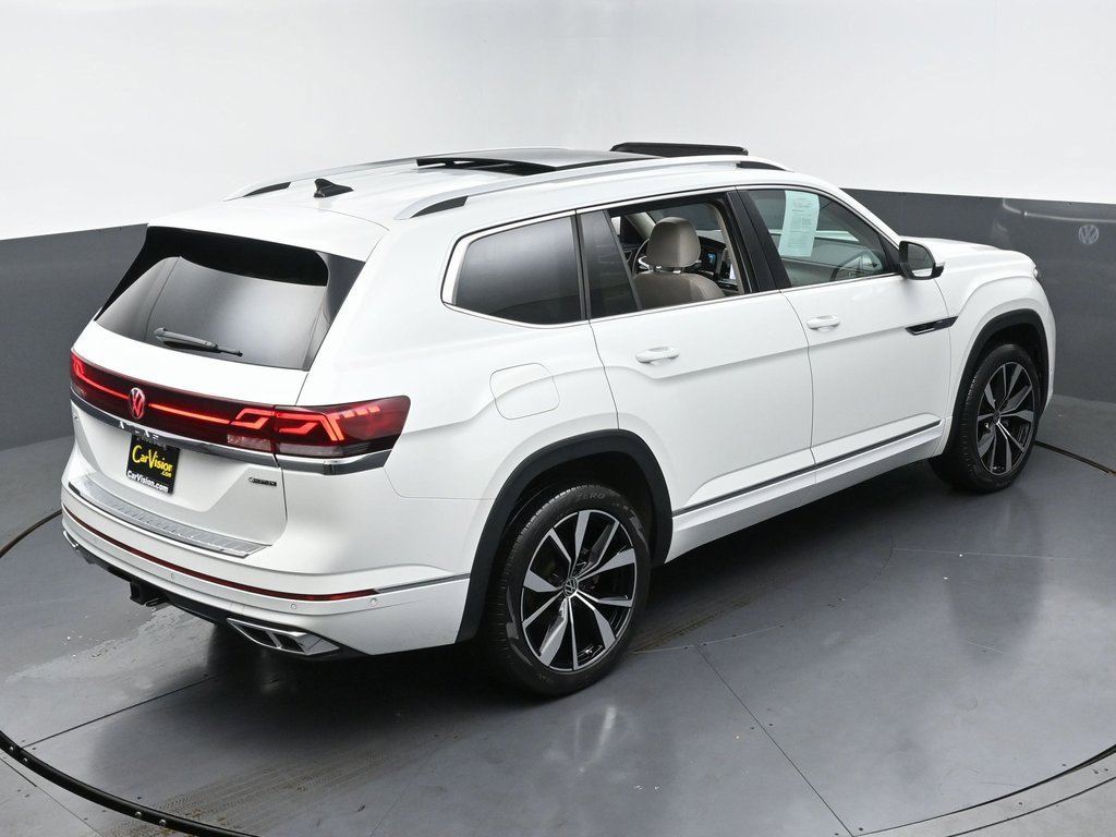Used 2024 Volkswagen Atlas SEL Premium R-Line image 50