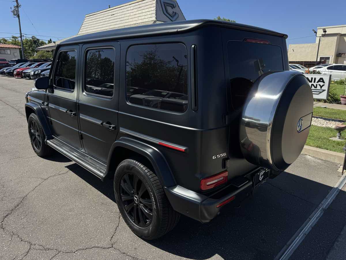 Used 2021 Mercedes-Benz G 550 image 3