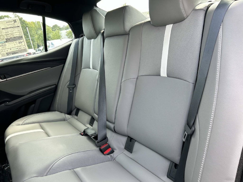 New 2026 Toyota Camry SE w/ Convenience Package FWD image 18