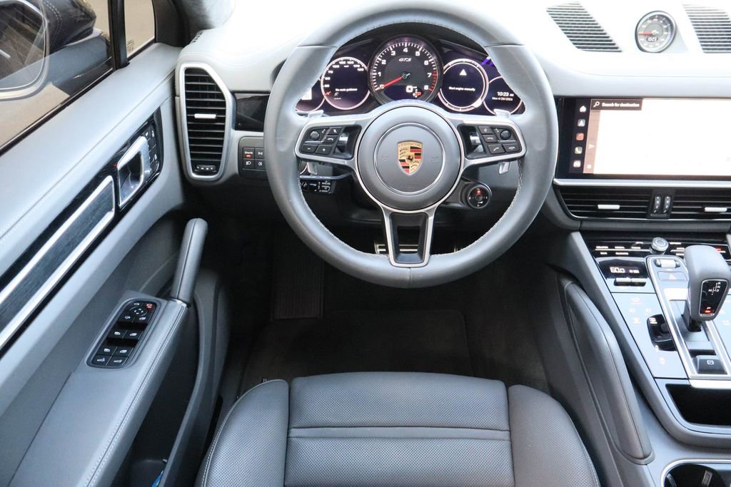Used 2023 Porsche Cayenne GTS image 22