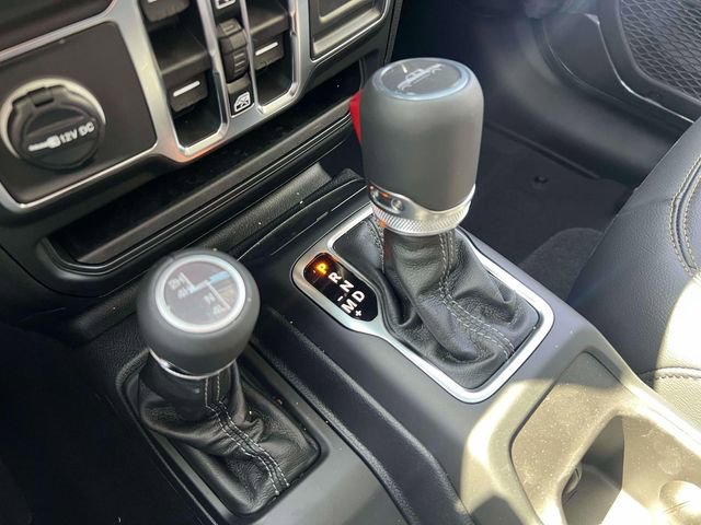 New 2026 Jeep Gladiator Sport AWD/4WD image 12