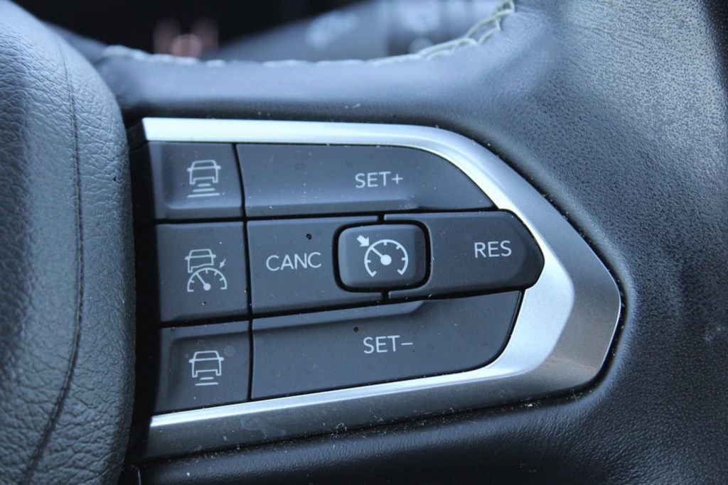 Used 2022 Jeep Compass High Altitude image 32