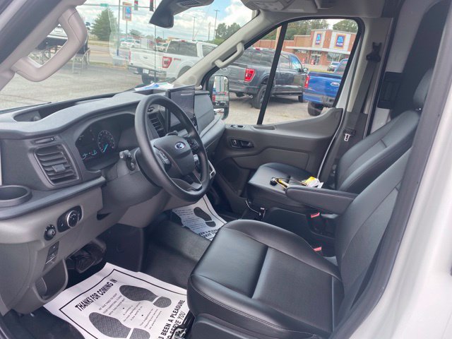 New 2023 Ford E-Transit Medium Roof w/ Load Area Protection Package RWD image 11