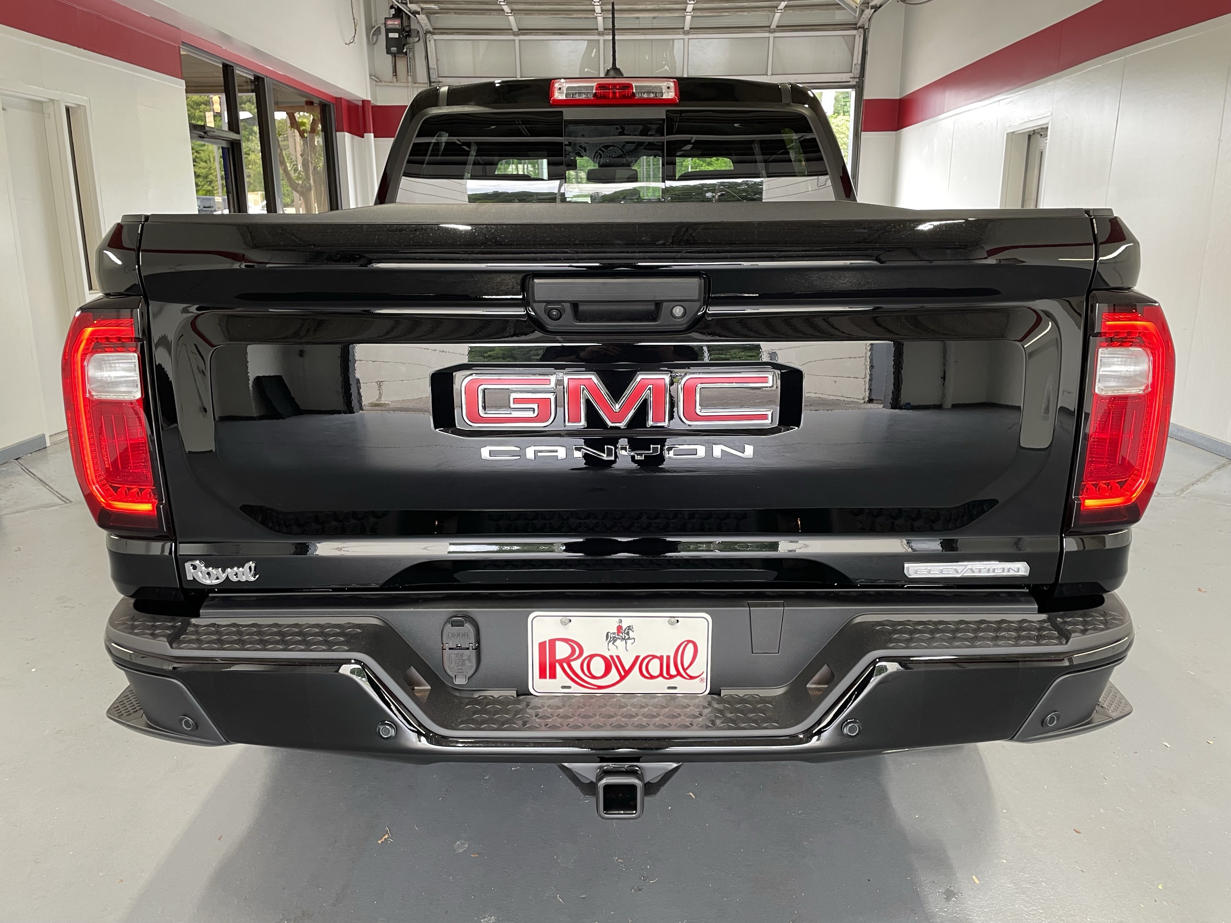 New 2026 GMC Canyon Elevation w/ Convenience Package RWD image 5