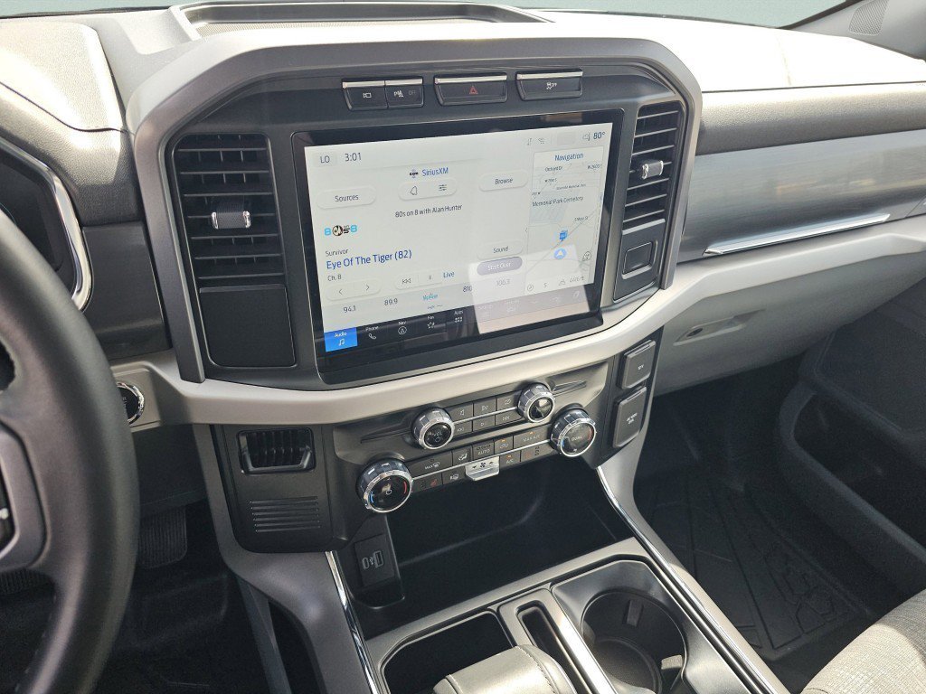 Used 2023 Ford F150 Lightning XLT image 33