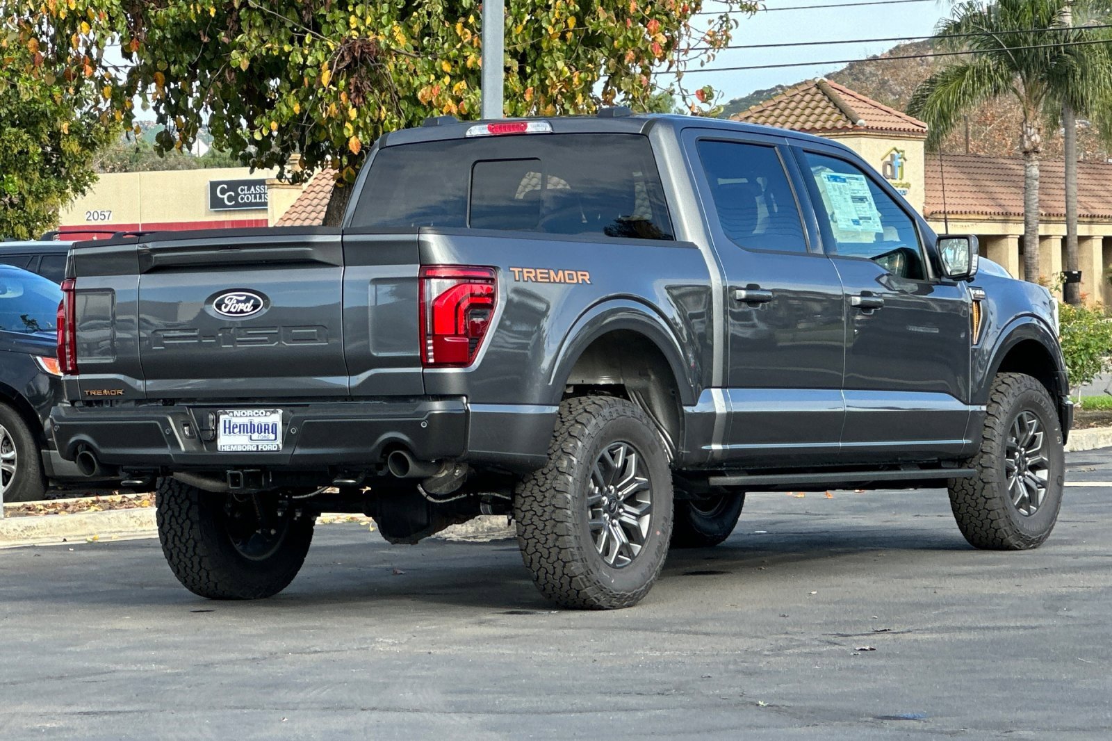 New 2025 Ford F150 Tremor w/ Equipment Group 402A High image 4