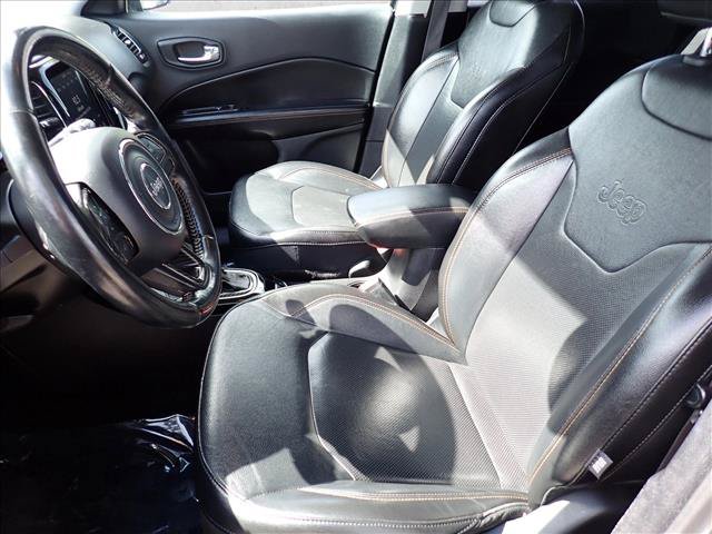 Used 2020 Jeep Compass Limited AWD/4WD image 12
