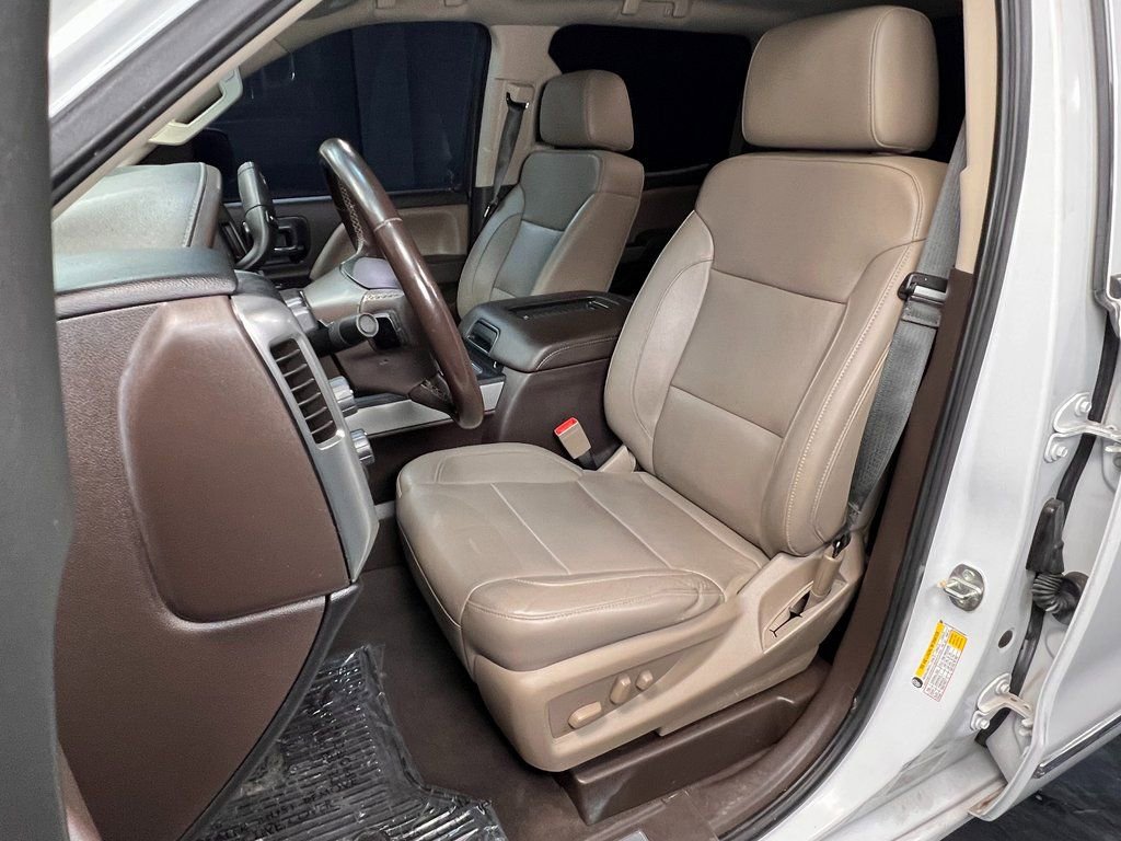 Used 2018 Chevrolet Silverado 1500 LTZ Z71 w/ LTZ Plus Package image 3