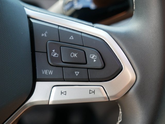 Used 2025 Volkswagen Tiguan S AWD/4WD image 25