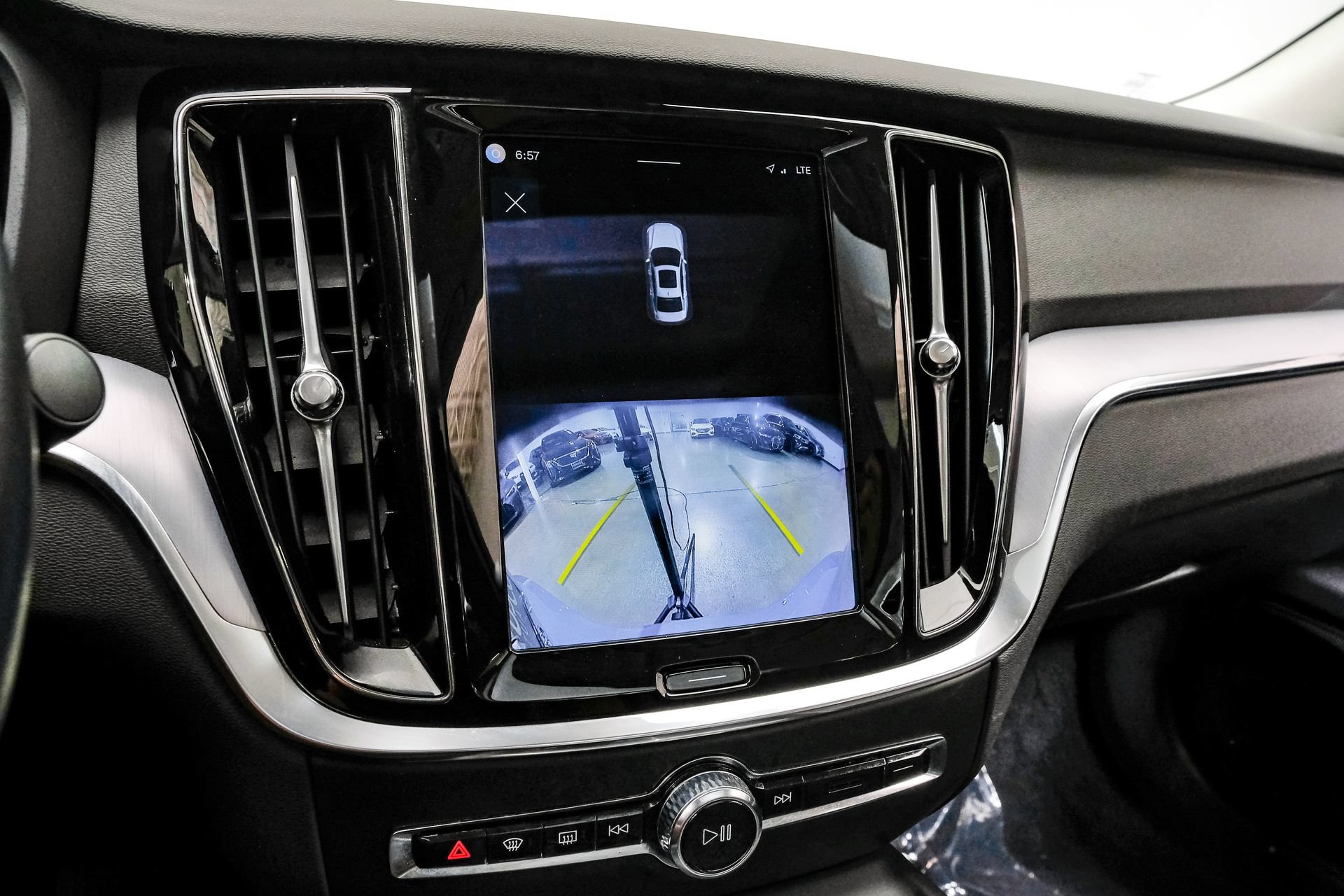 Used 2024 Volvo S60 B5 Core FWD image 27