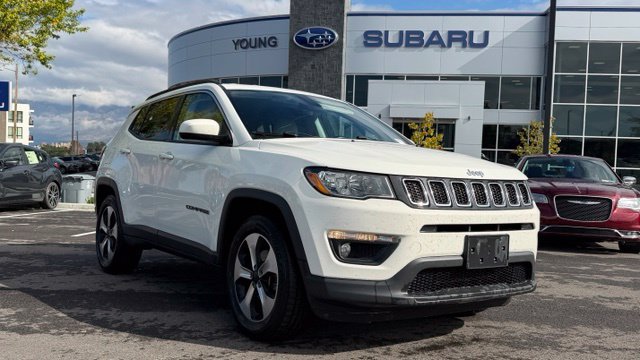 Used 2017 Jeep Compass Latitude AWD/4WD image 1
