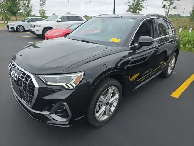Used 2023 Audi Q3 2.0T Premium Plus w/ Premium Plus Package AWD/4WD image 15