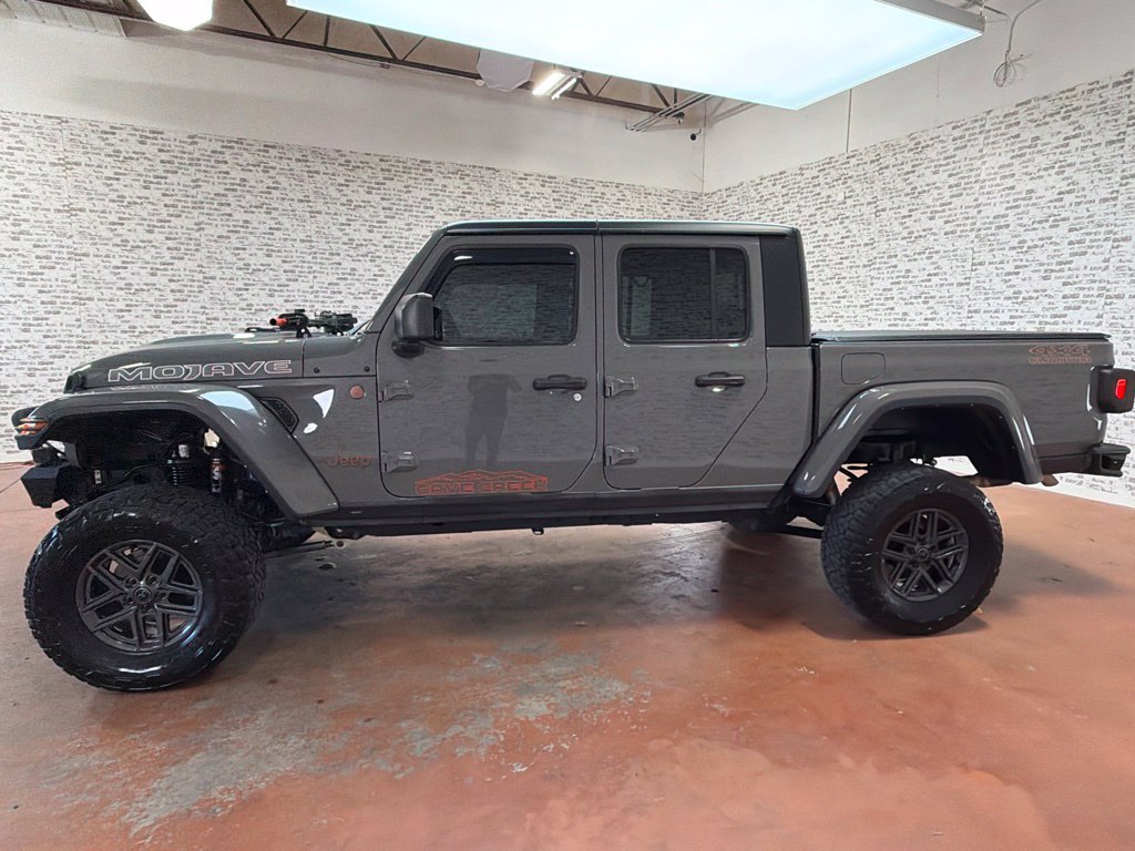 Used 2022 Jeep Gladiator Mojave w/ Trailer Tow Package AWD/4WD image 4