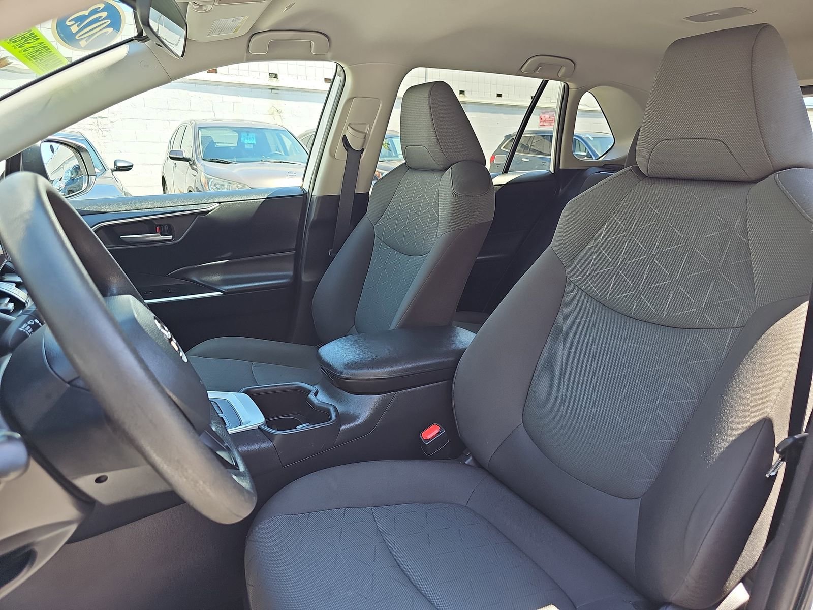 Used 2023 Toyota RAV4 XLE AWD/4WD image 14
