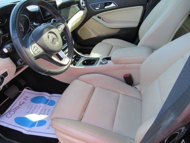 Used 2019 Mercedes-Benz CLA 250 4MATIC image 11