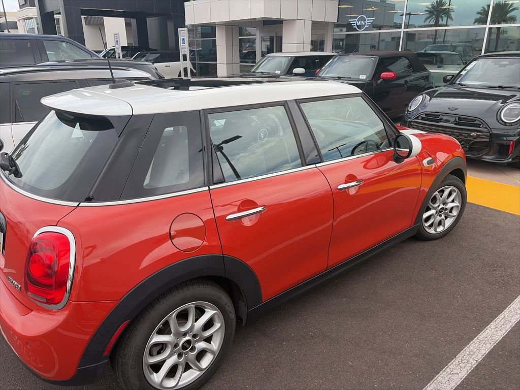 Used 2019 MINI Cooper 4-Door Hardtop FWD image 5