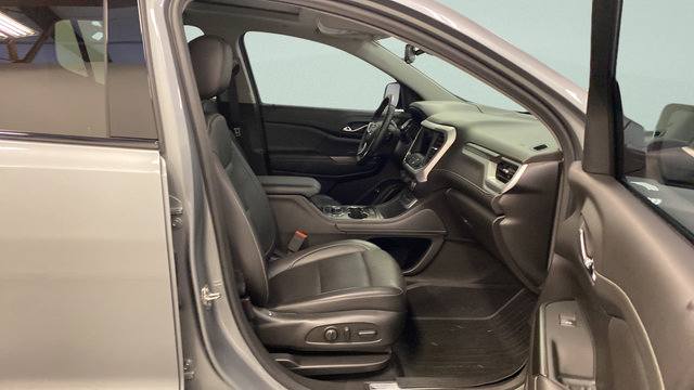 Used 2023 GMC Acadia SLT w/ Elevation Edition AWD/4WD image 34