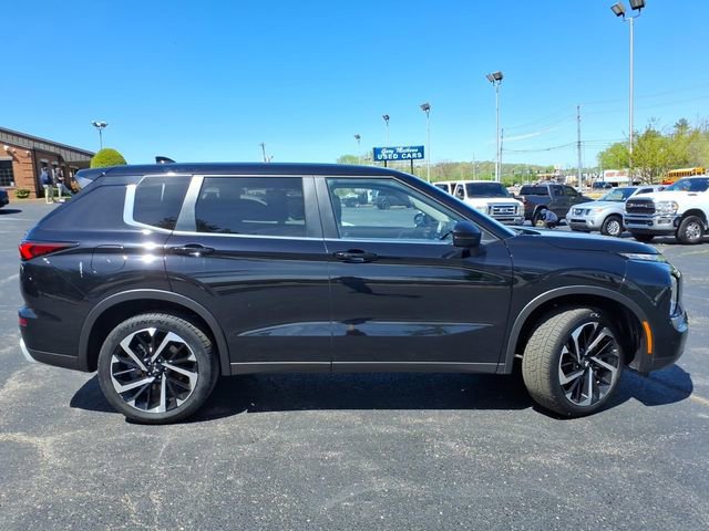 Used 2024 Mitsubishi Outlander SE image 13