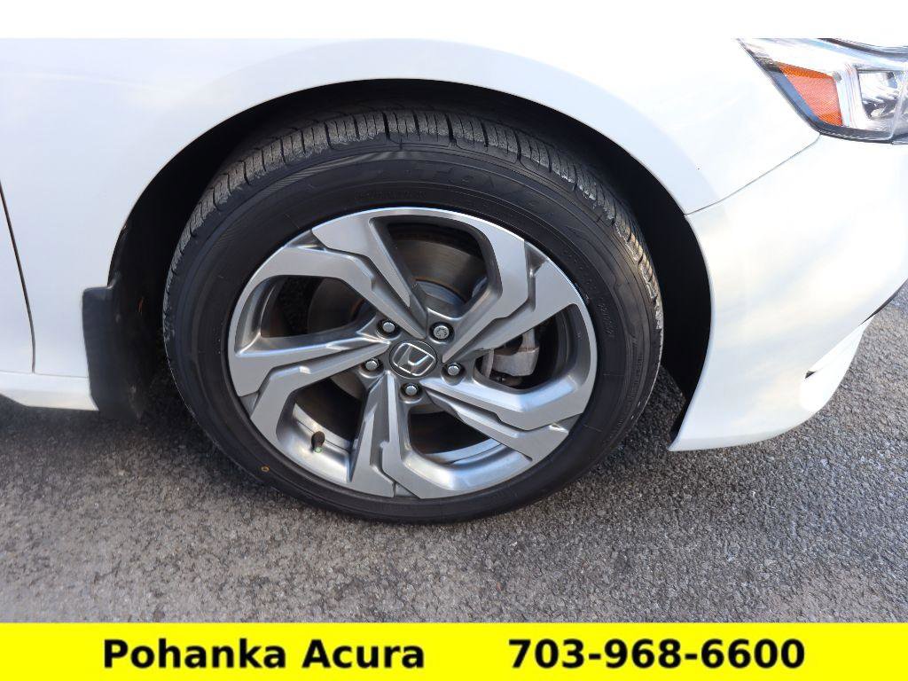 Used 2019 Honda Accord EX image 32
