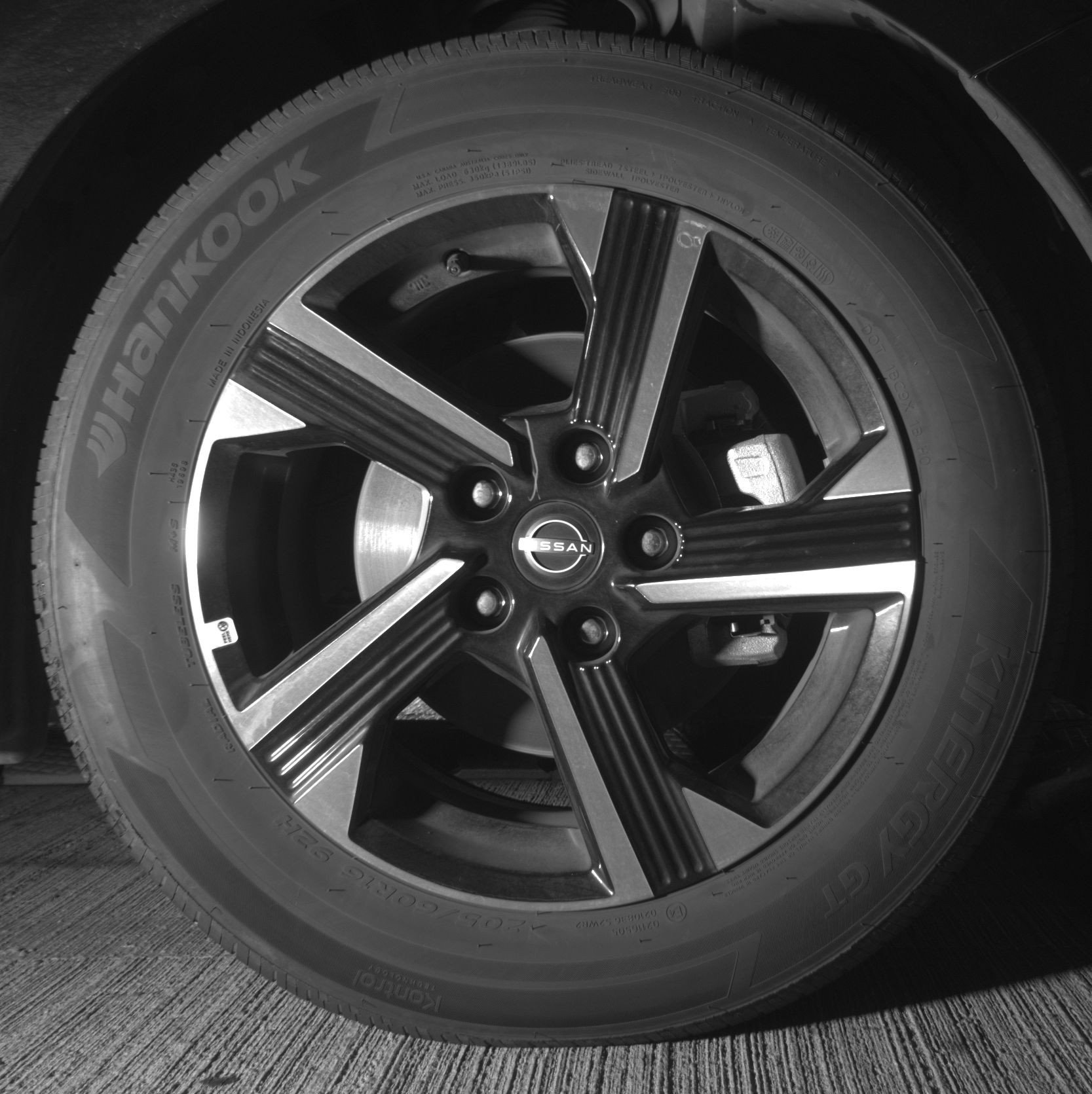 Used 2025 Nissan Sentra SV image 13