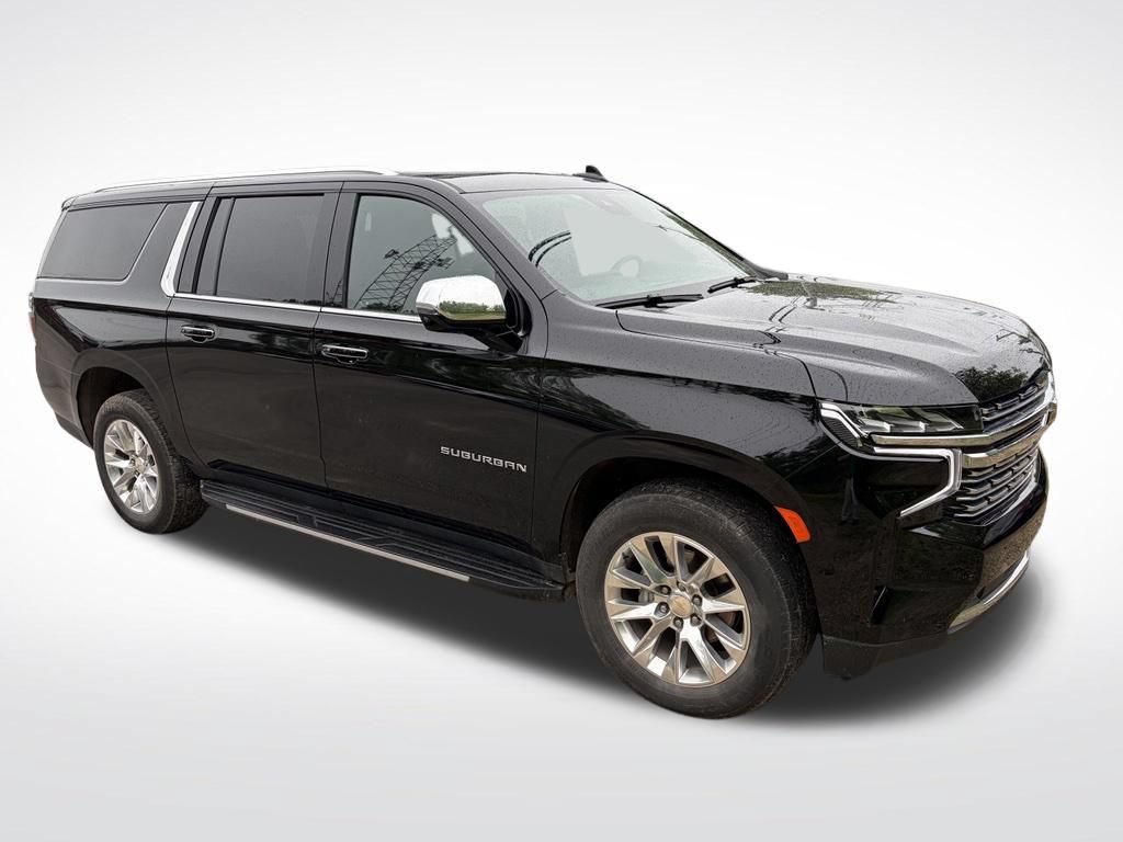 Used 2023 Chevrolet Suburban Premier w/ Premium Package 2 AWD/4WD image 9
