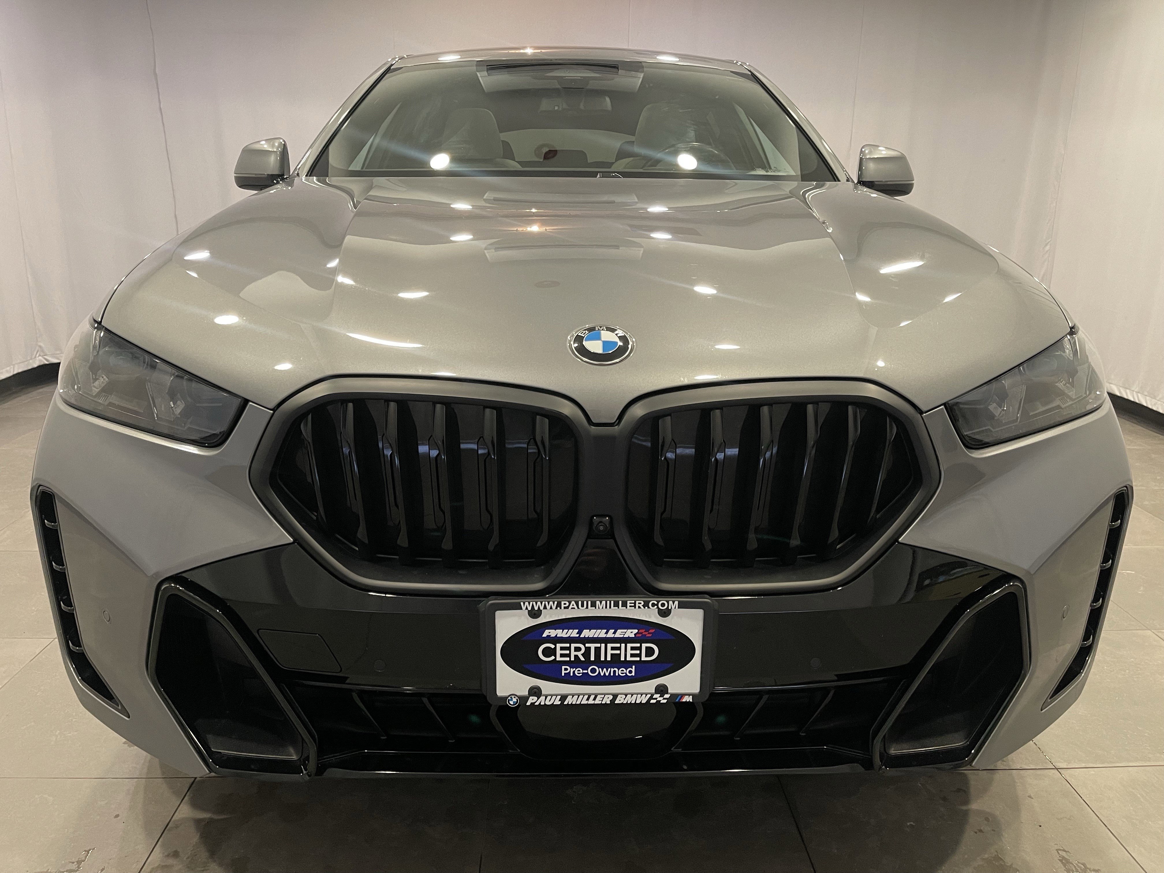 Used 2024 BMW X6 xDrive40i w/ Premium Package image 2