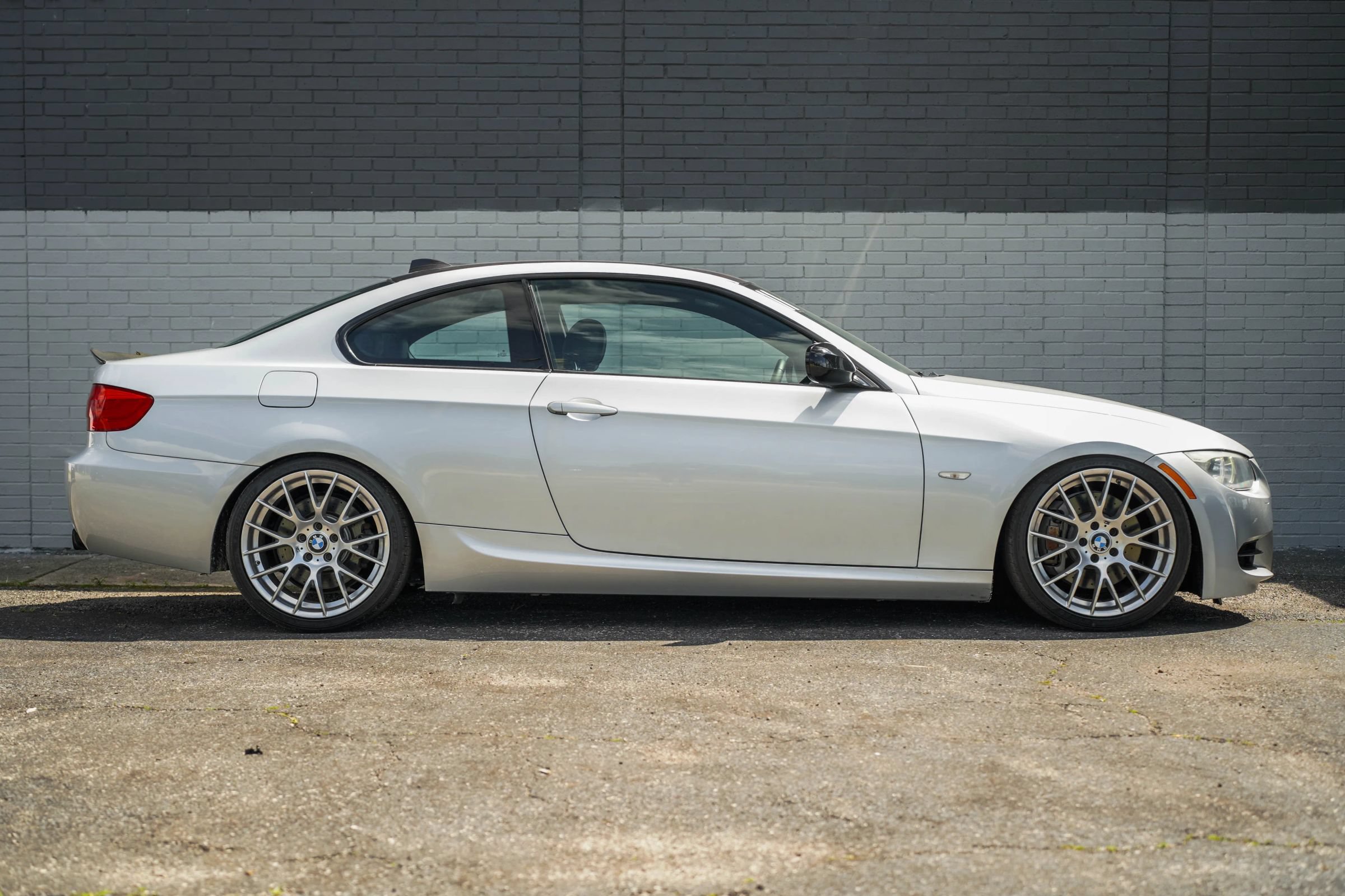 Used 2011 BMW 335is Coupe RWD image 4