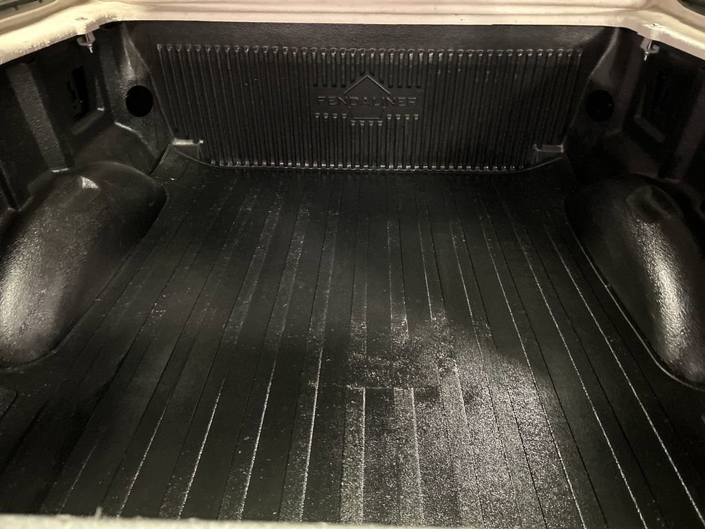 Used 2019 Ford F150 Lariat image 22