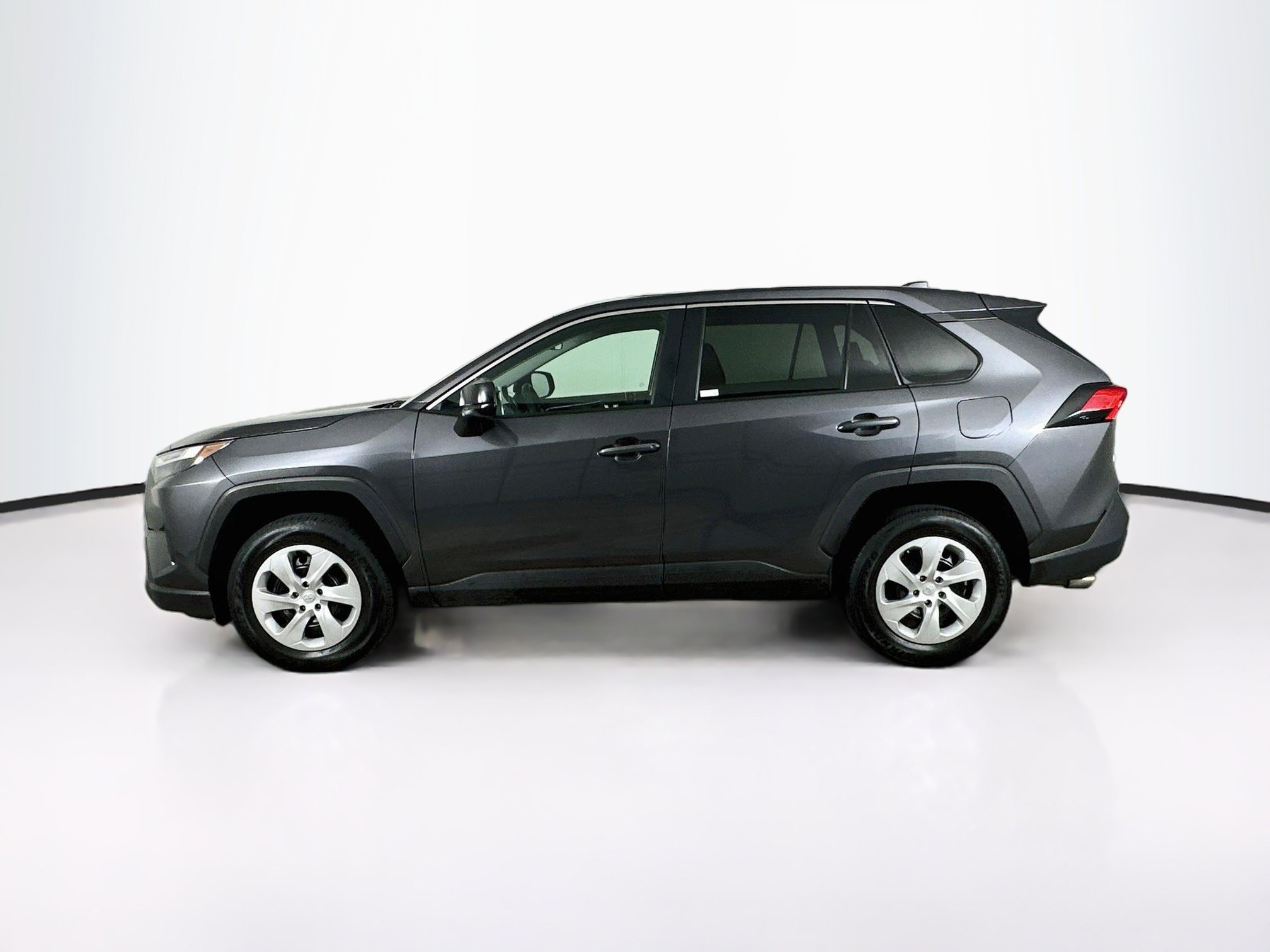 Used 2025 Toyota RAV4 LE FWD image 4