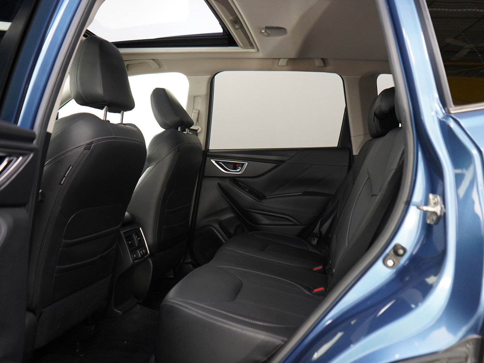 Used 2019 Subaru Forester Touring w/ Popular Package #3 AWD/4WD image 18