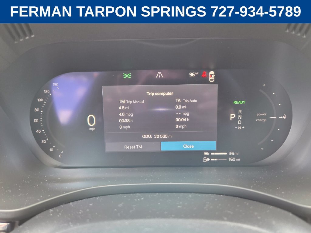 Certified 2024 Volvo XC60 T8 Plus w/ Protection Package Premier AWD/4WD image 29